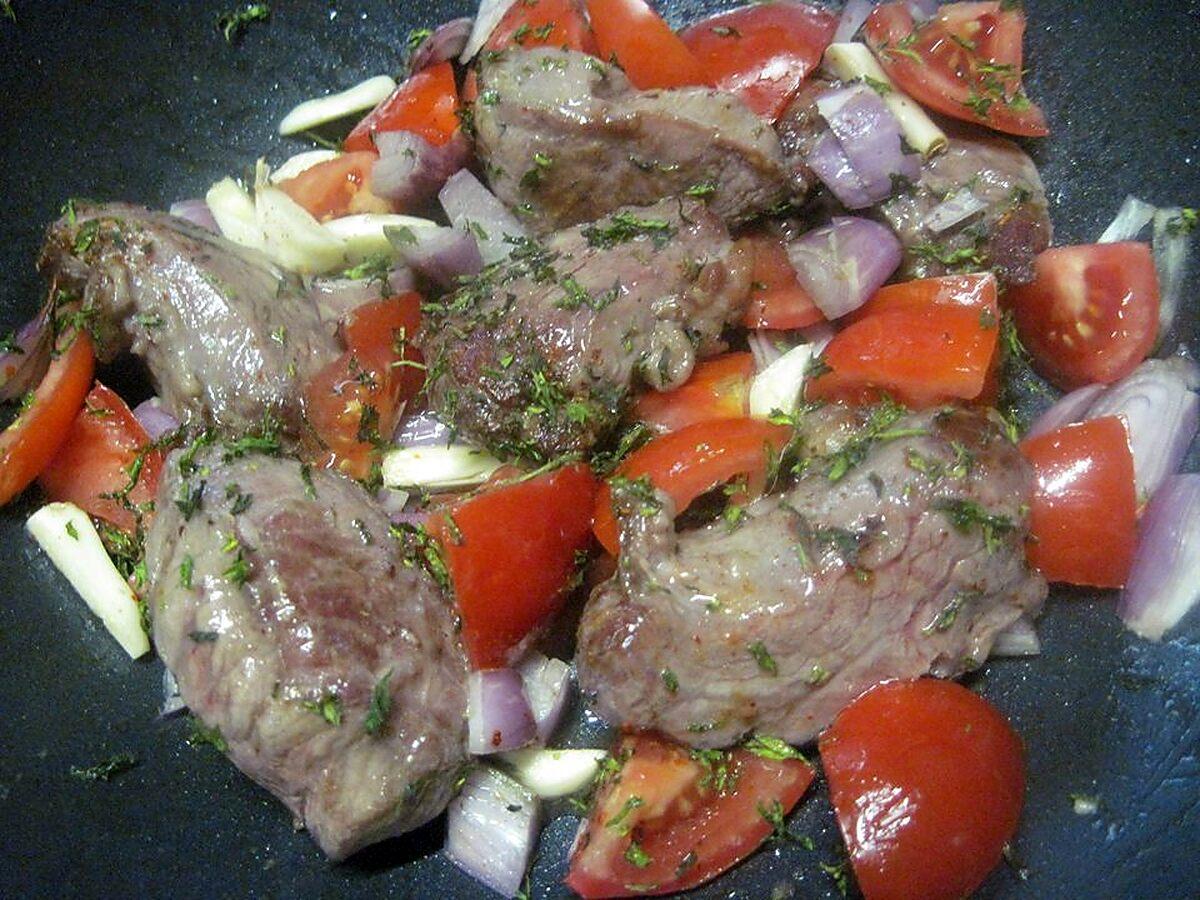 recette Joues de porc en sauce à l’Espelette.