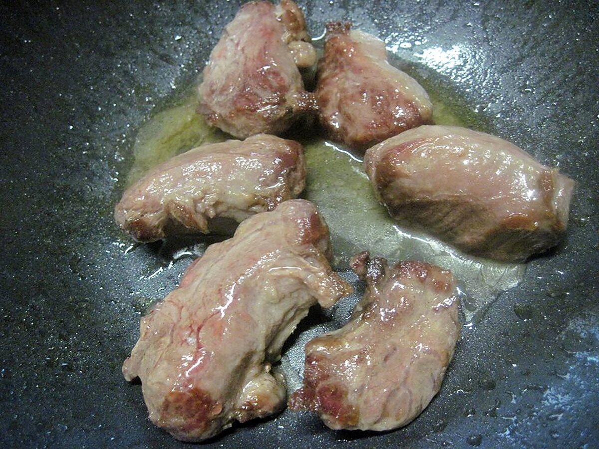 recette Joues de porc en sauce à l’Espelette.