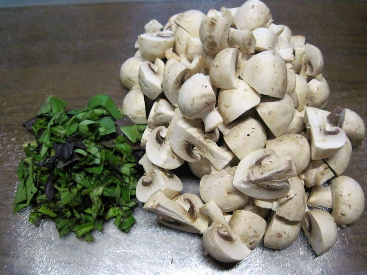 recette Champignons au beurre basilics.