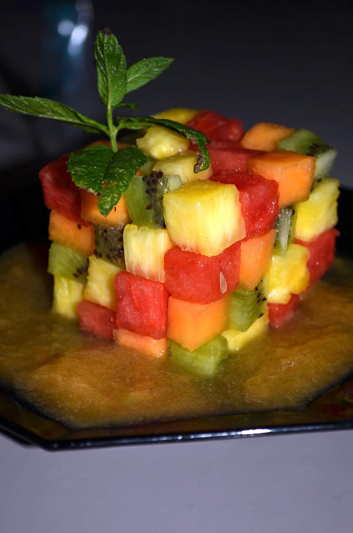 recette SALADE DE FRUITS COMME UN RUBIK CUBE