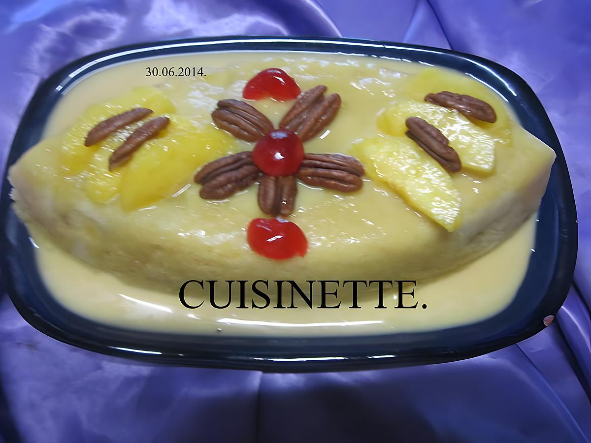 recette Gâteau aux brugnons à la crème. micro-ondes.