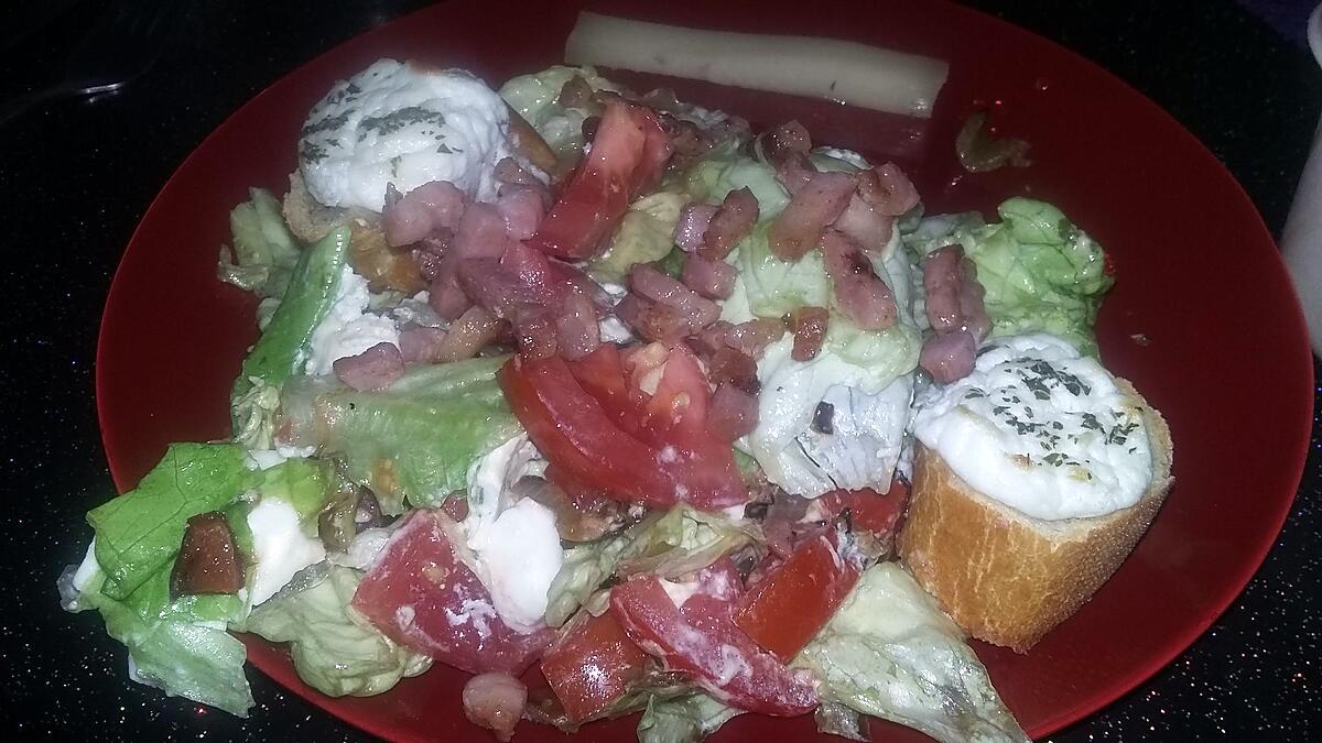 recette Salade au lardons et toast de chèvre de TATIE