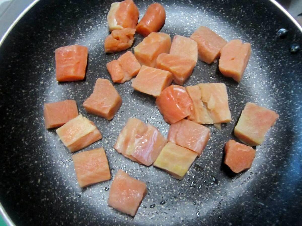 recette Riz aux légumes. saumon. basilic.