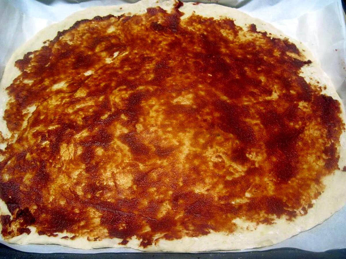 recette Pizza au chorizo et mozzarella.