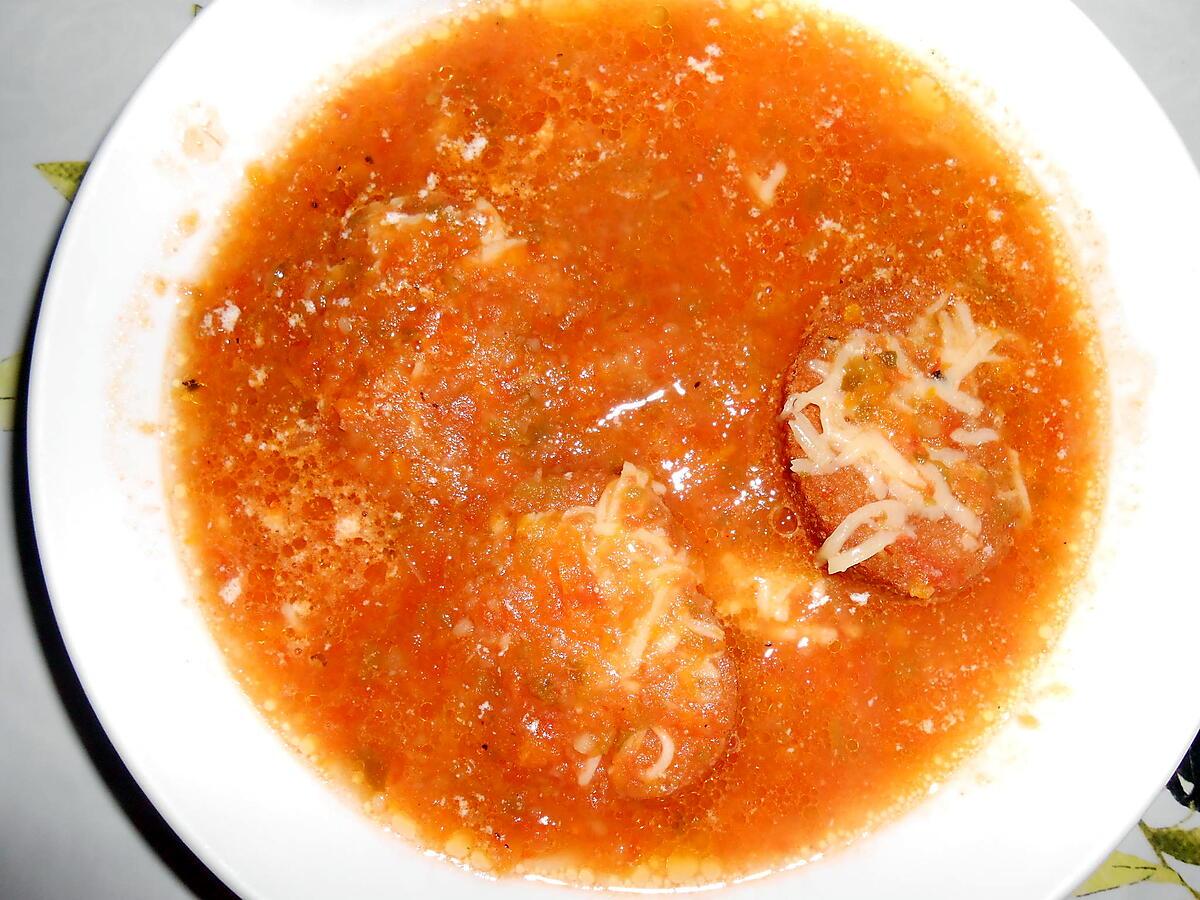 recette UNE PETITE SOUPE A LA TOMATE