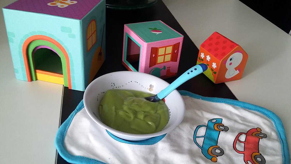 Recette de Purée bébé brocolis pomme de terre kirri