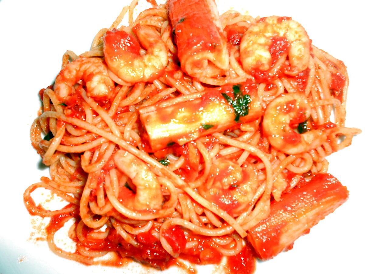 recette SPAGHETTI CREVETTES SURIMI