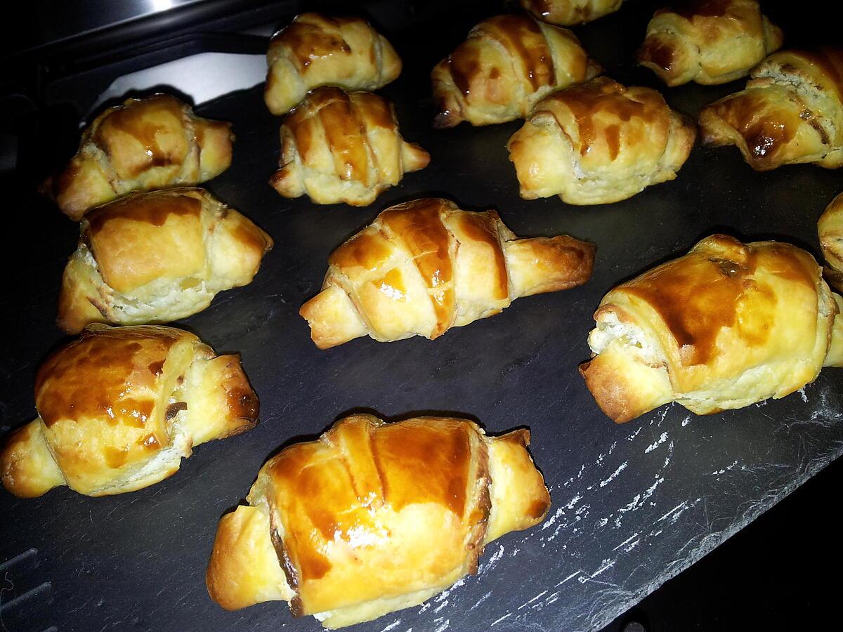 recette Mini-croissants *apéritif* au surimi-boursin