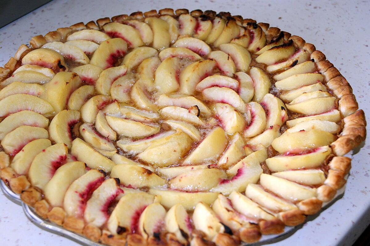 recette Tarte fine aux pêches et à la crème de spéculoos