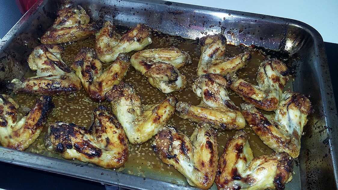 Ailes de poulet rôtis au miel citron sésame
