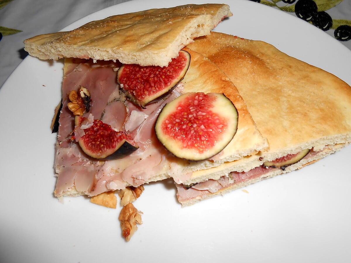 recette PIZZA SANDWICH JAMBON FIGUES