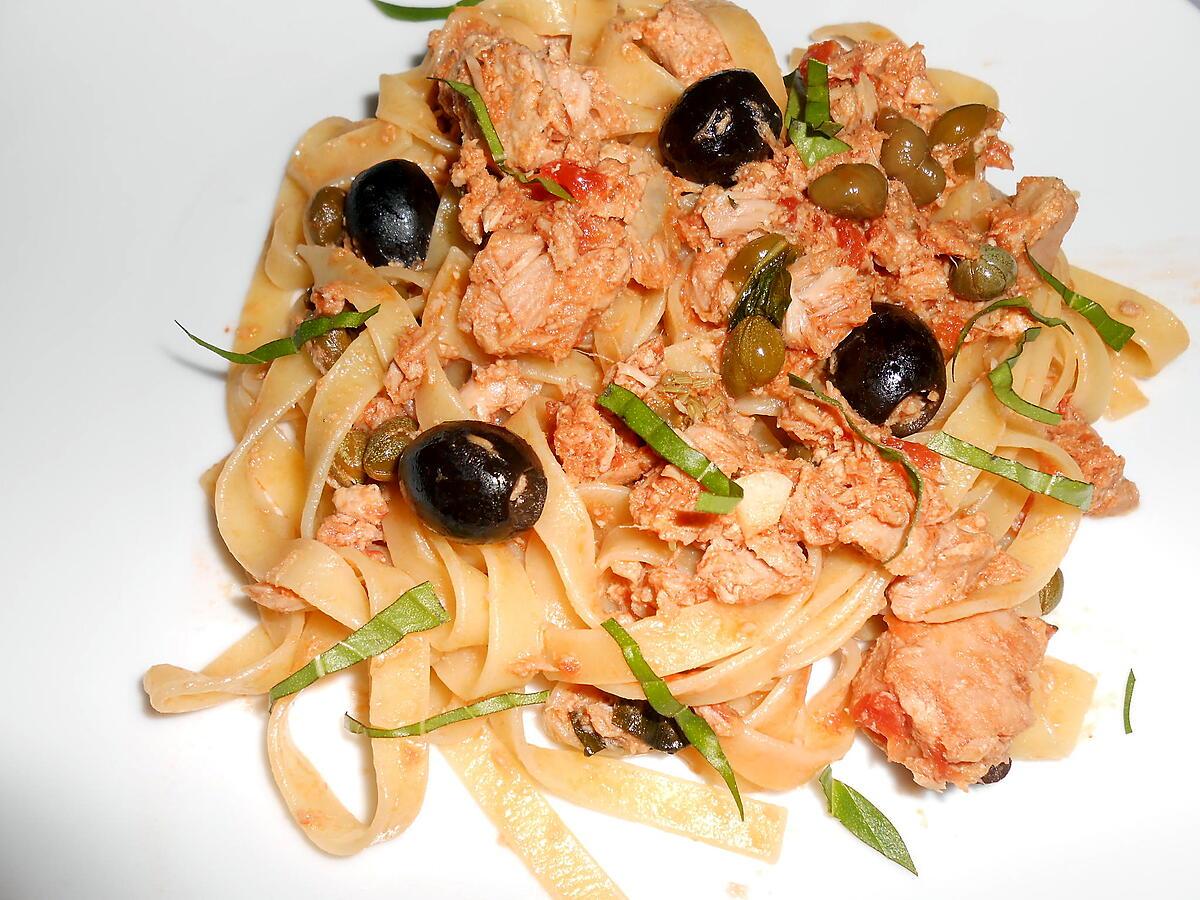 recette TAGLIATELLE AU THON