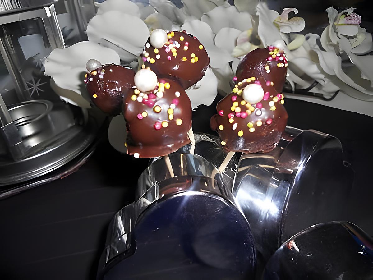 recette Cake pops pate d'amande au chocolat