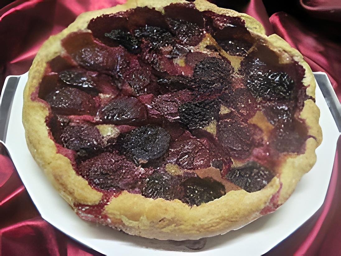 recette Tarte aux prunes rouge et crème.