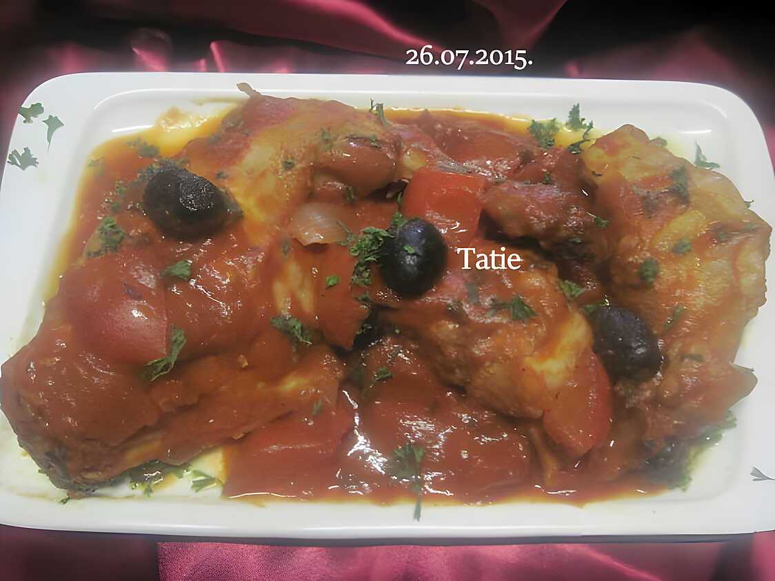 Recette de Lapin à la sauce tomates et aux olives noires. par cuisinette