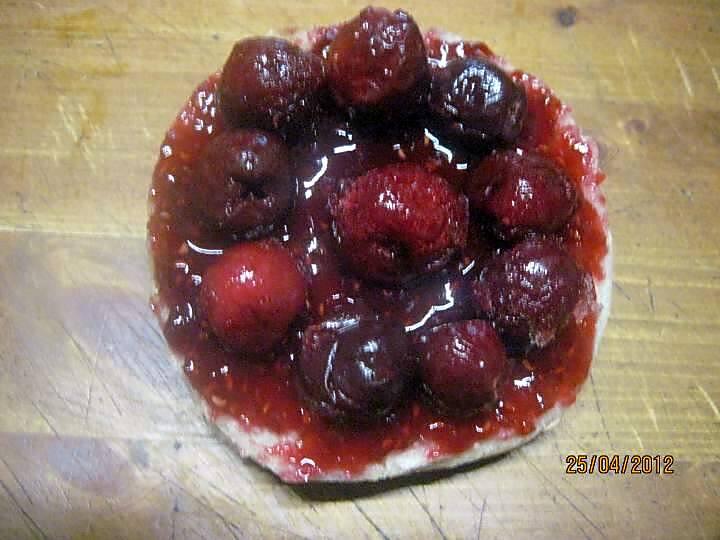 recette Hamburgers sucrés aux fruits rouges et confiture.