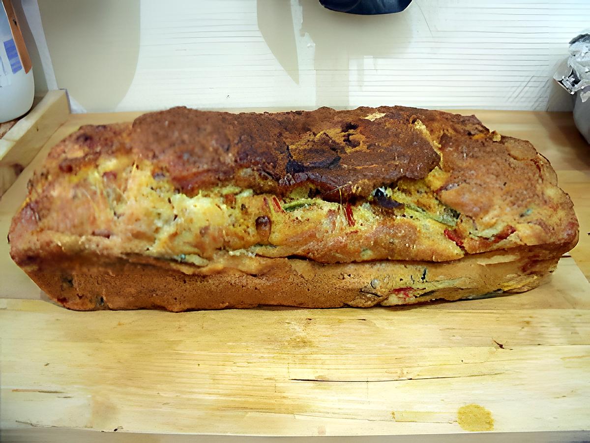 recette Cake thon - poivrons - oignon