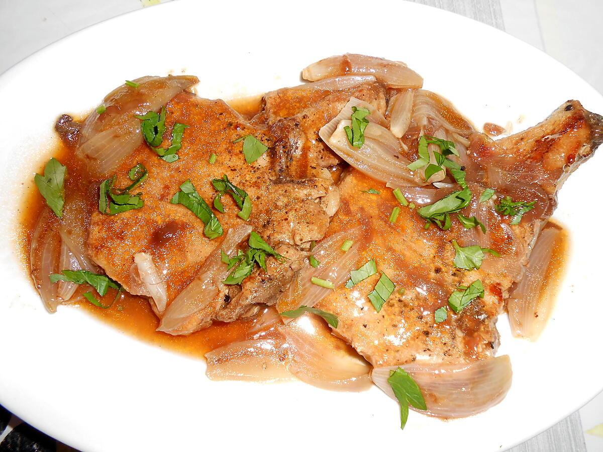 recette COTES DE PORC SAUCE ECHALOTES