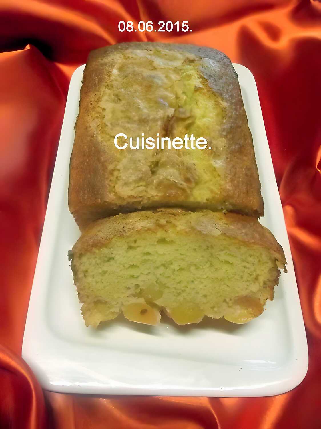 Recette de Cake aux cerises cœur de pigeon. par