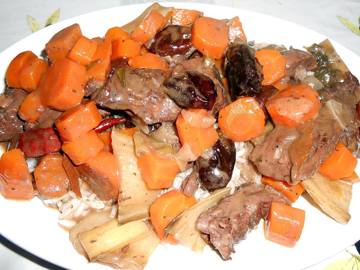 recette RAGOUT DE BOEUF CAROTTES PRUNEAUX