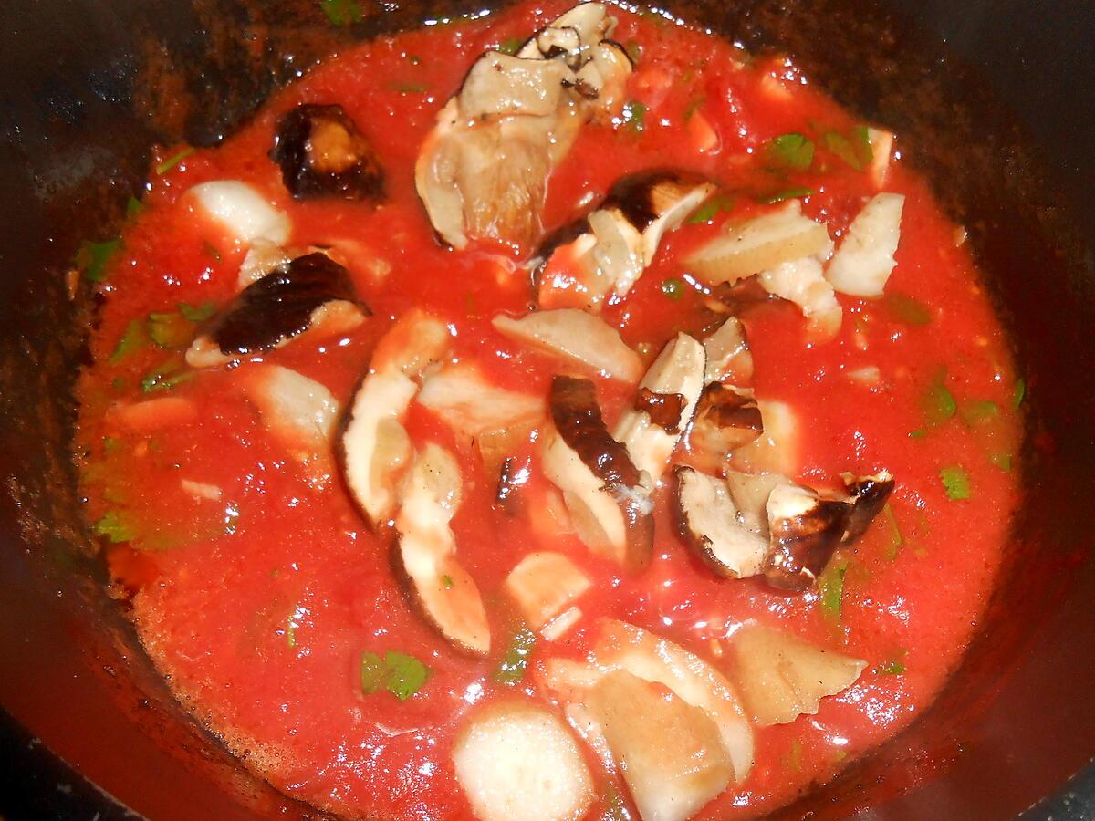 recette SAUCE TOMATE AUX CEPES