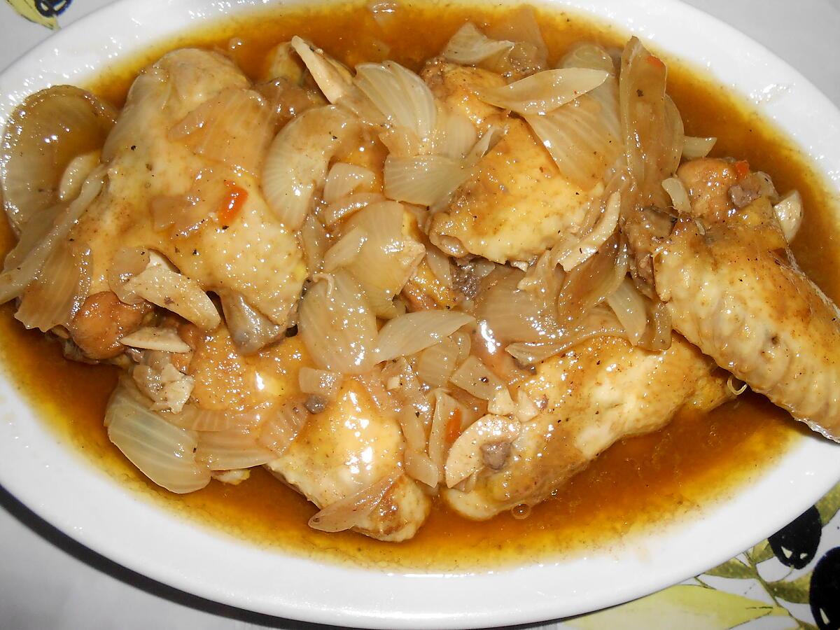 recette AILES DE POULET PARFUMEES EPICES ET OIGNONS