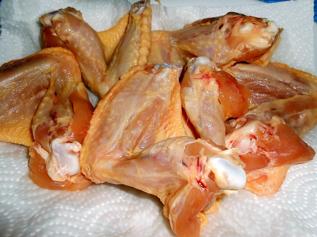 recette AILES DE POULET PARFUMEES EPICES ET OIGNONS