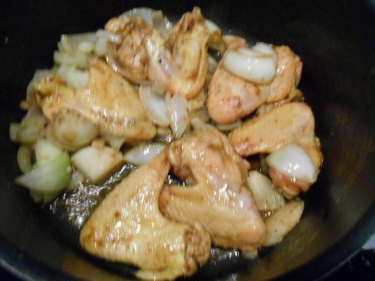 recette AILES DE POULET PARFUMEES EPICES ET OIGNONS