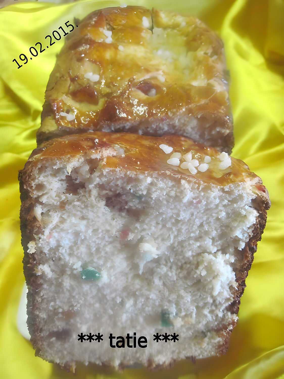 Recette de Brioche aux fruits confits en machine à pain. par