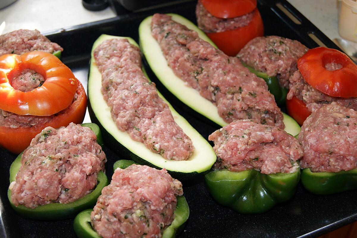 recette Tomates, poivrons, courgettes farcies