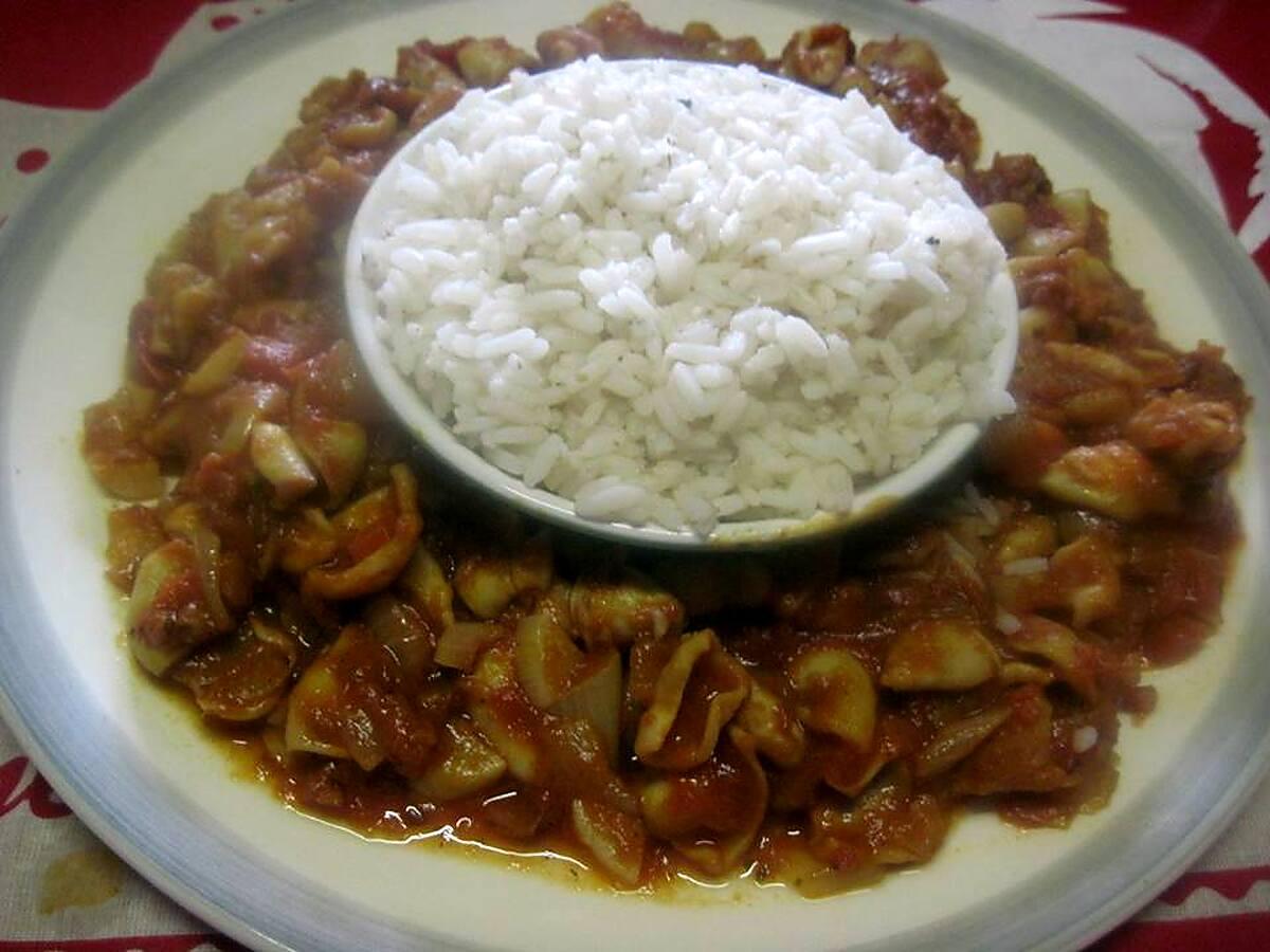recette Blancs de calamar à la sauce tomates et curry.