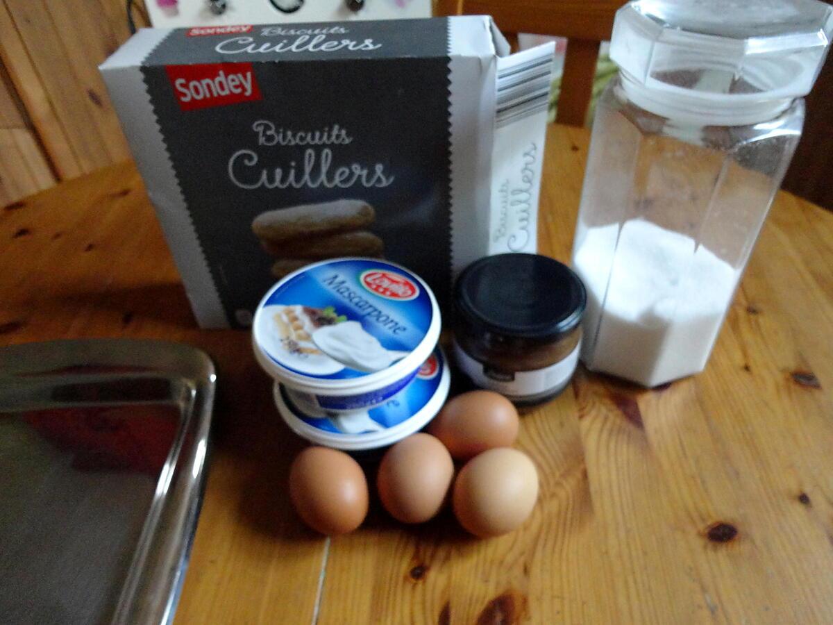 recette TIRAMISSU AU MASCARPONE ET CREME DE MARRON DE "cuisinette "