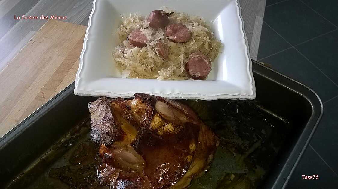 Recette de Jarret de porc au four et choucroute