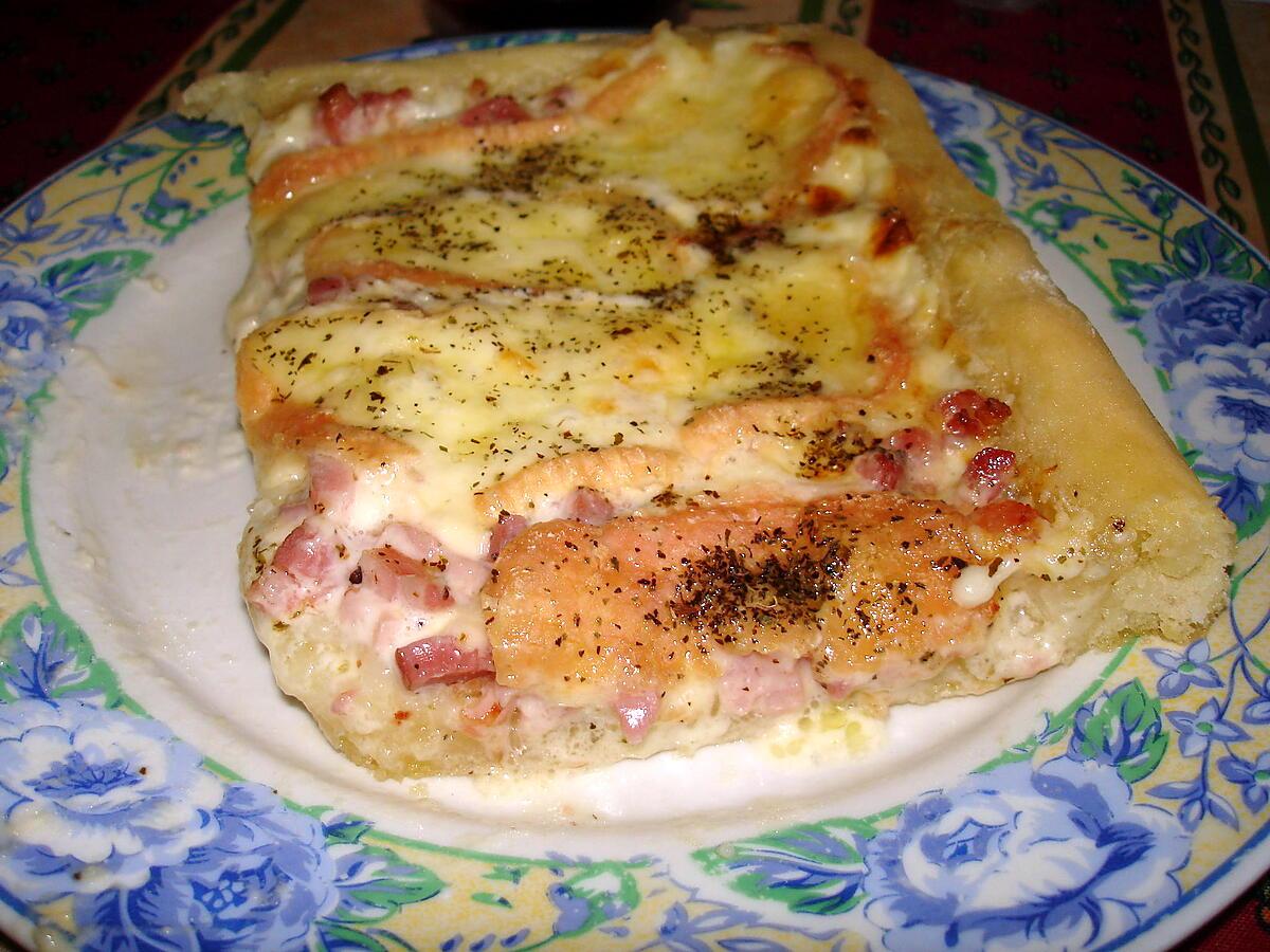 recette Pizza aux lardons et munster