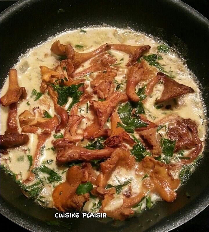 recette POÊLÉE DE GIROLLES