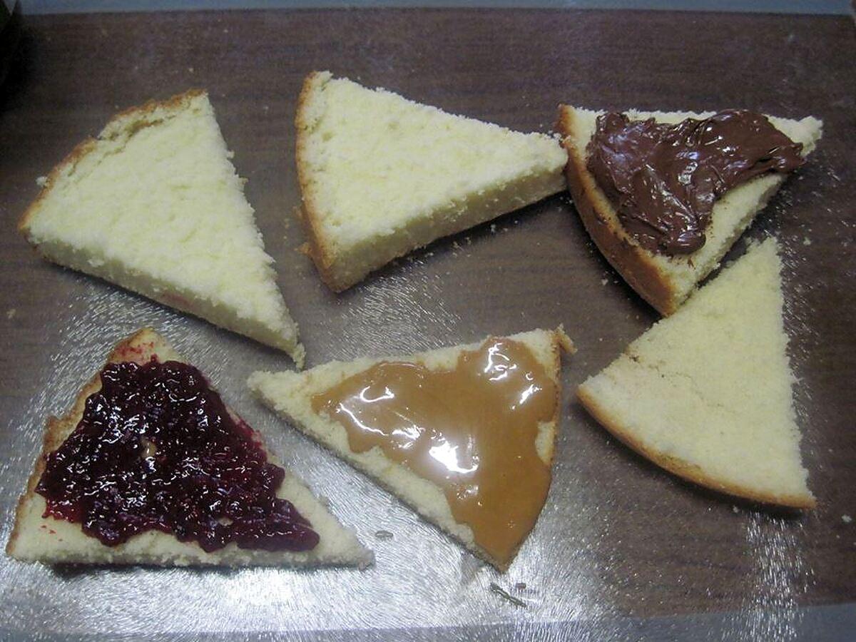 recette Parts de gâteaux fourrés et enveloppées.