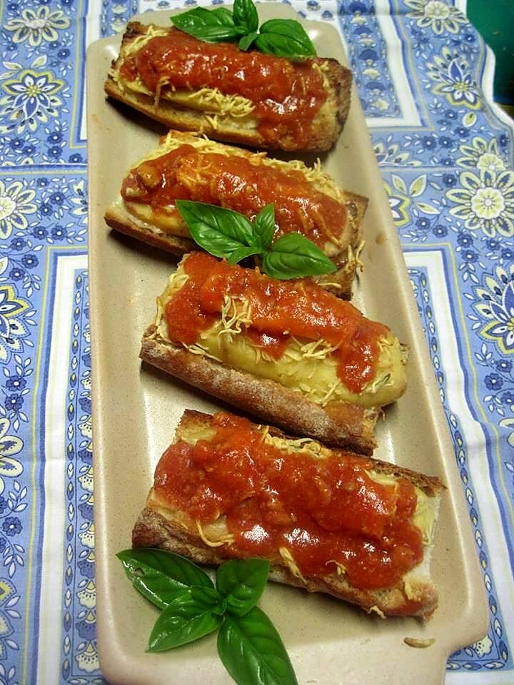 recette Petits pain quenelles brochet gratinés.