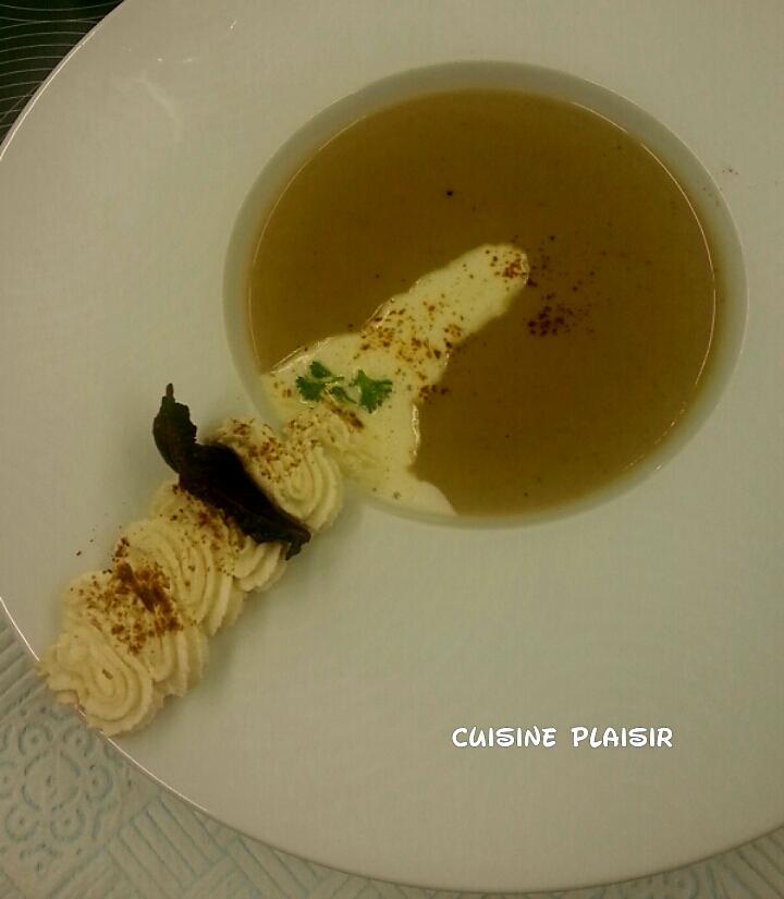 recette Velouté de châtaignes,  canard fumé  &  mousse de café