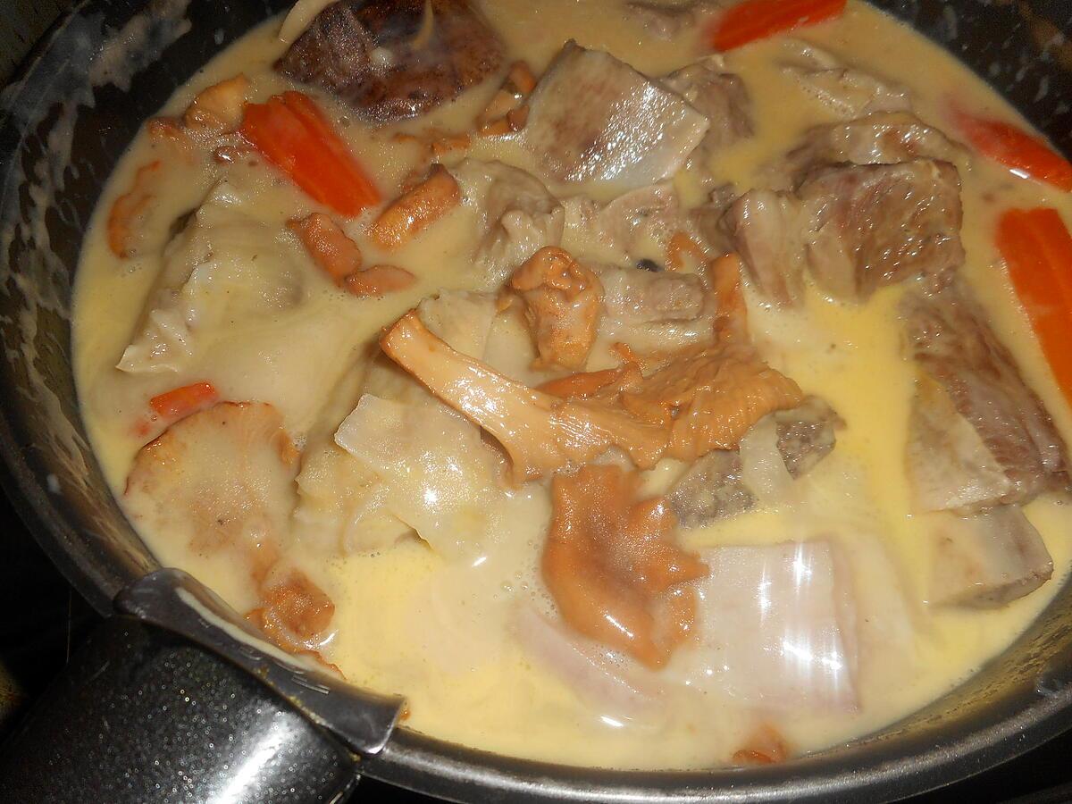 recette Blanquette de veau aux girolles