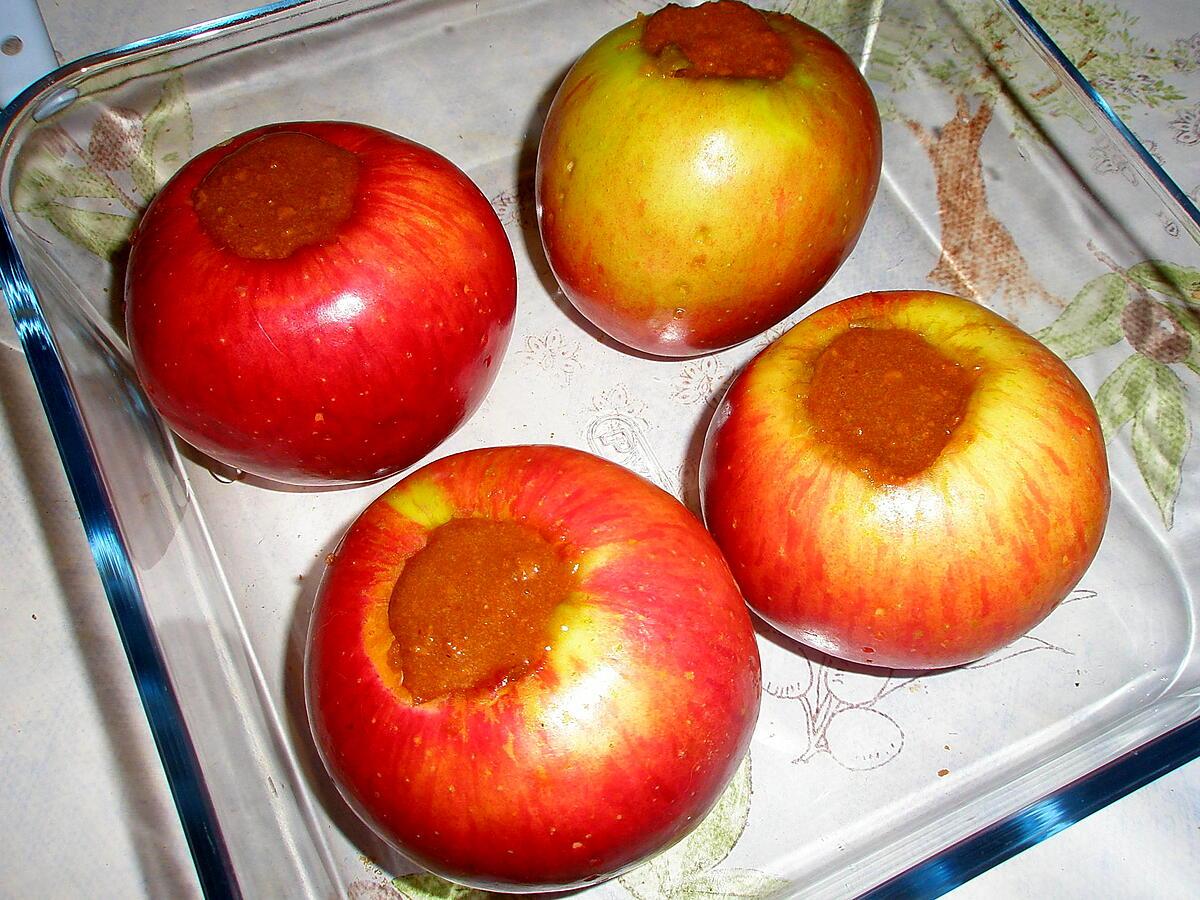 recette Pommes au four à la gelée de coing,miel et spéculoos