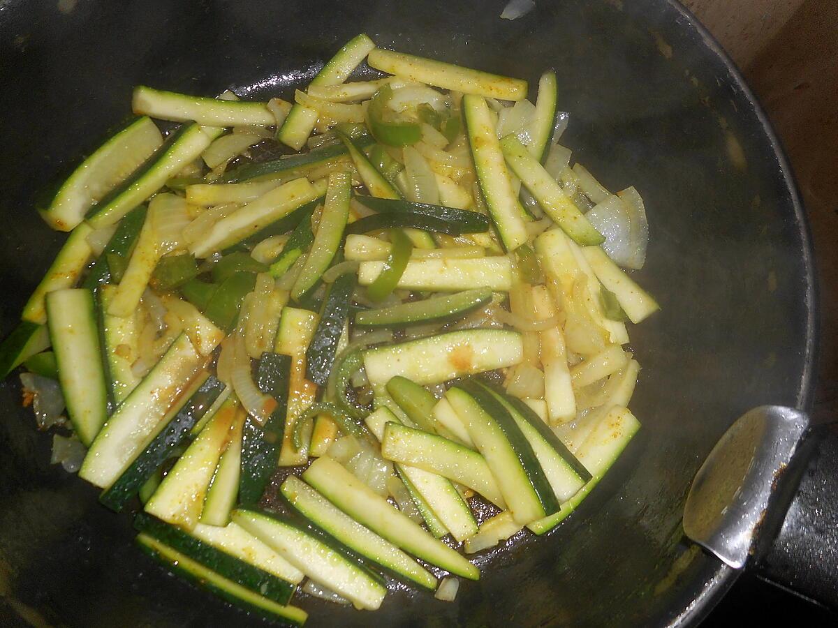 recette Nouilles chinoises au blé avec courgettes et piment