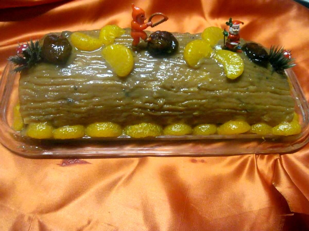 recette Bûche à la crème de marron.crème ganache café et clémentines.