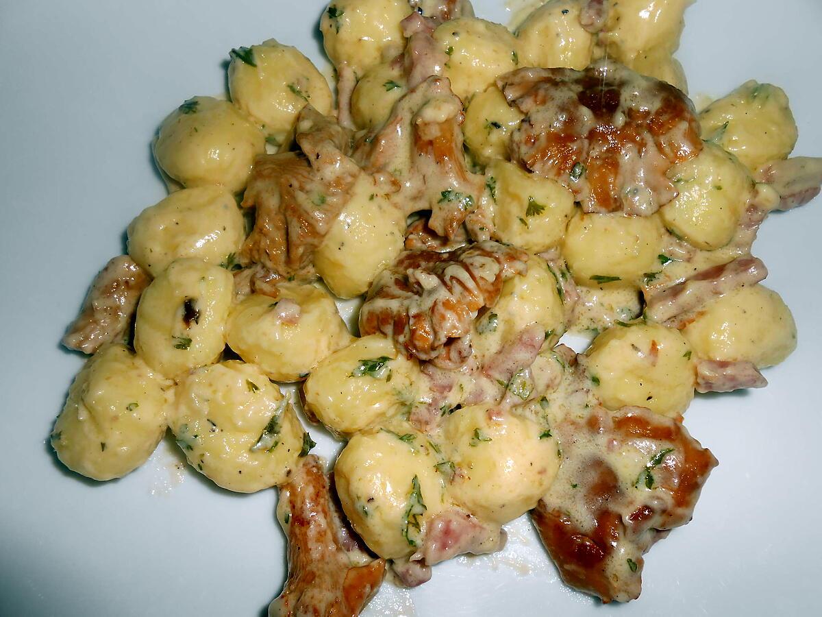 recette GNOCCHI AUX GIROLLES