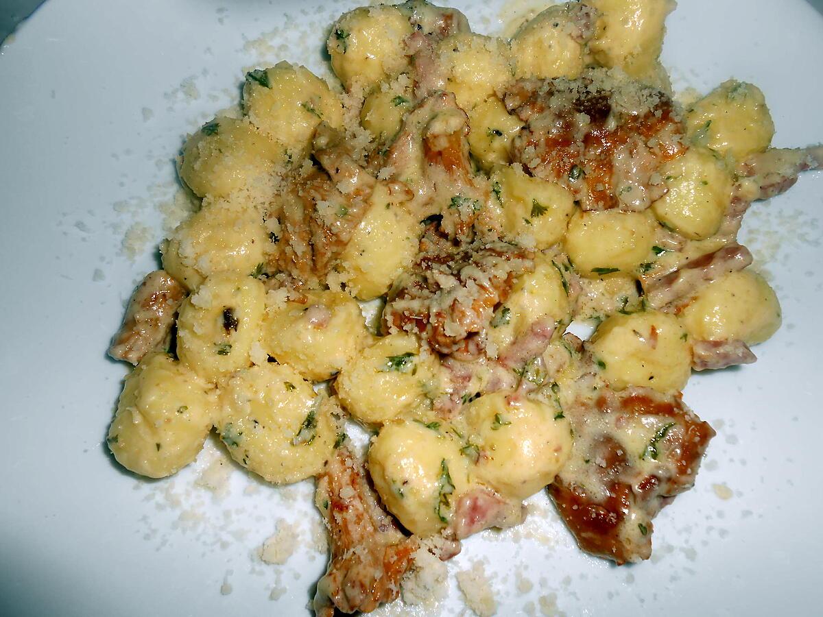 recette GNOCCHI AUX GIROLLES