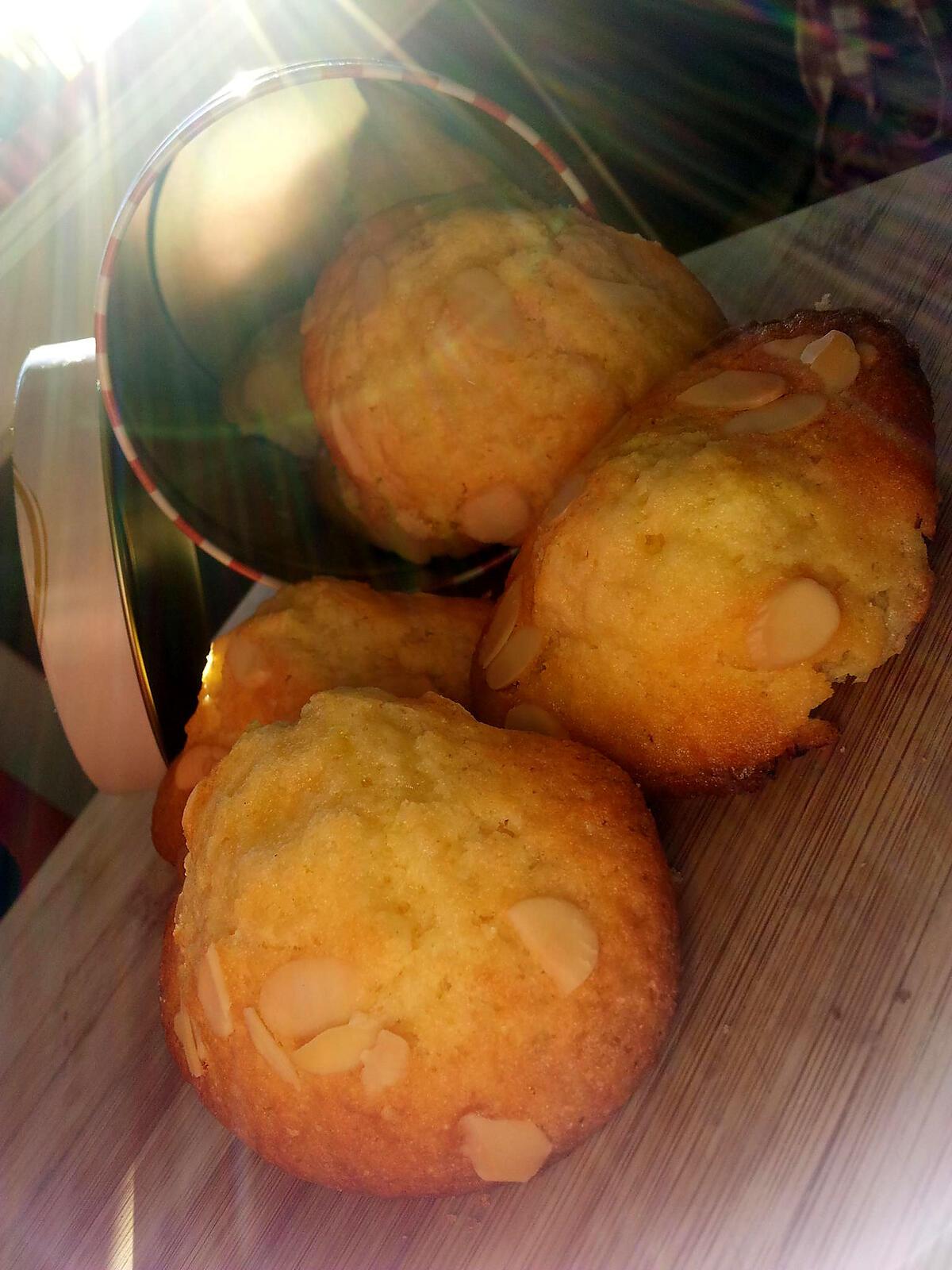 recette Madeleines au miel et amandes