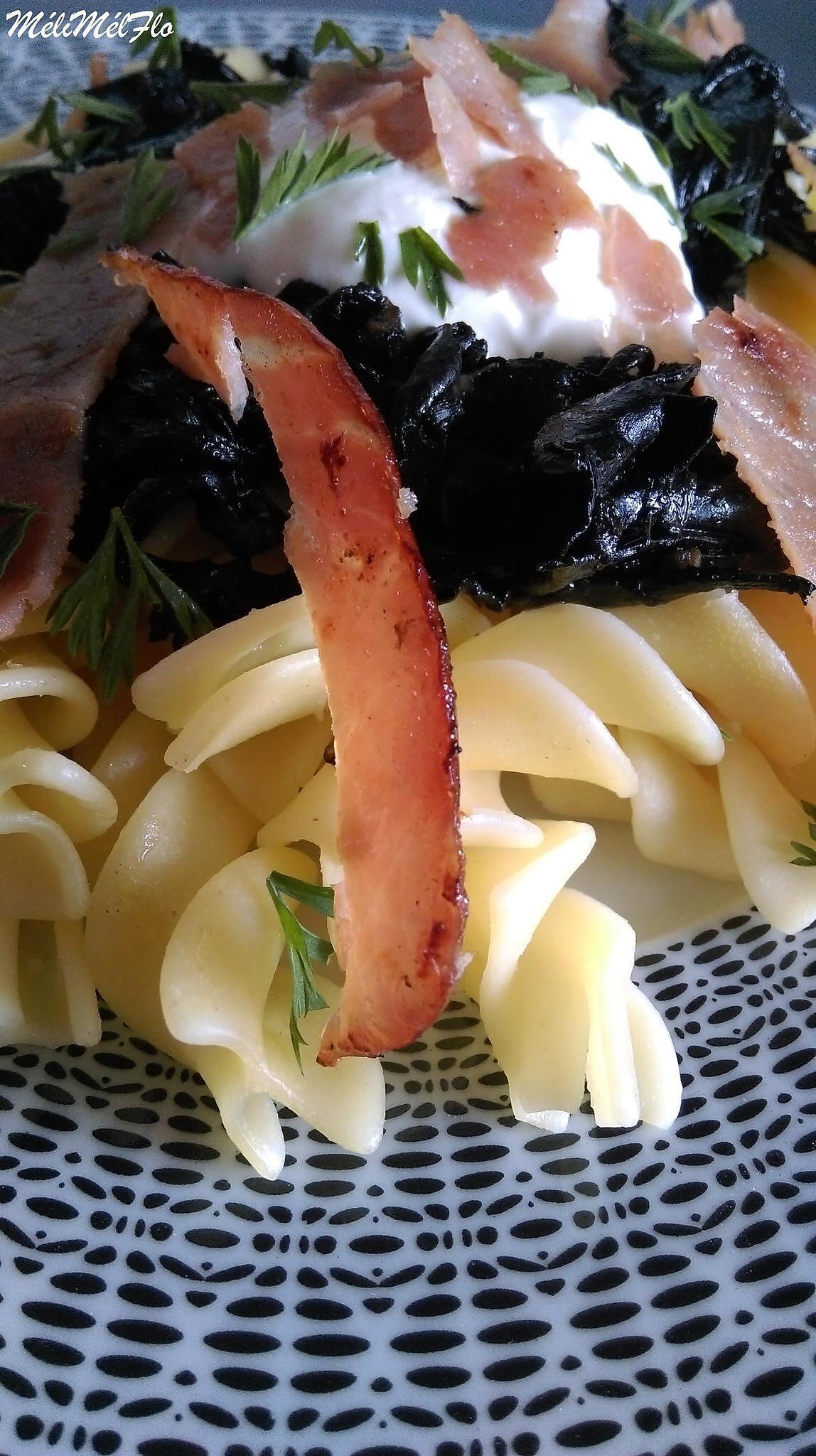 recette Fusilli giganti aux trompettes de la mort et au bacon