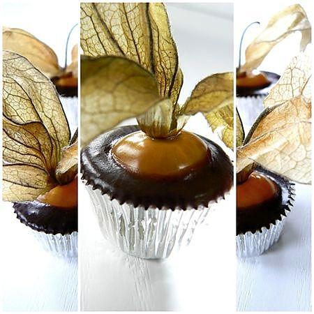 recette PETITES BOUCHEES D'AMOUR EN CAGE AU CHOCOLAT (PHYSALIS)