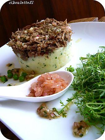 recette PARMENTIER DE CARNARD RENVERSE, VINAIGRETTE ET CONFIT D'ECHALOTES