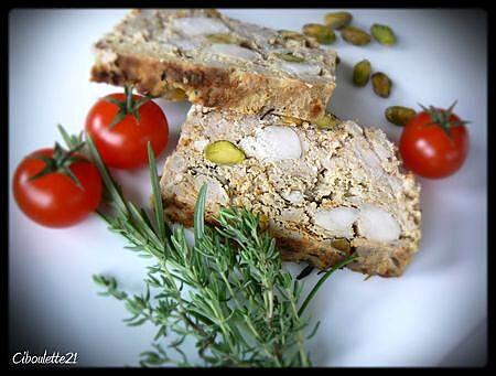 recette TERRINE DE LAPIN, PISTACHES ET ZESTES D'ORANGES