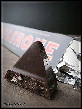 recette INIMITABLE FONDANT AU TOBLERONE NOIR